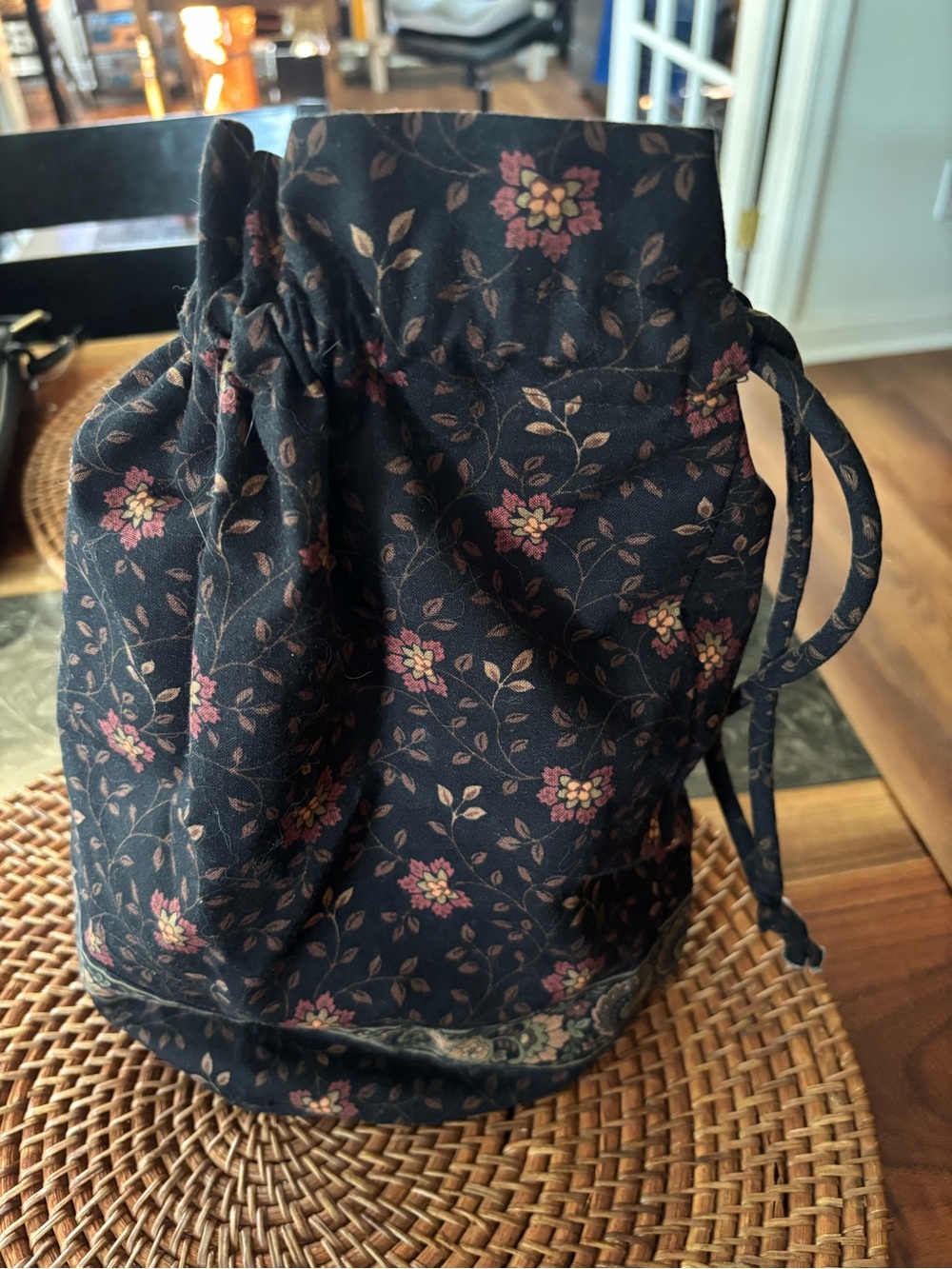 Vera bradlFloral Drawstring Bucket Bag (ditty bag)- Black with Pink Floral Print